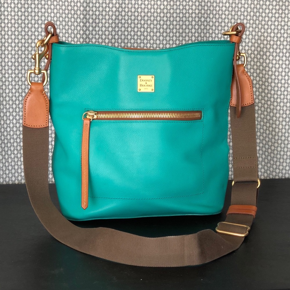 Dooney & Bourke Crossbody Handbag